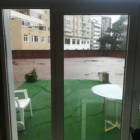Beautiful And Cozy Modernist With Garage In * ויגו